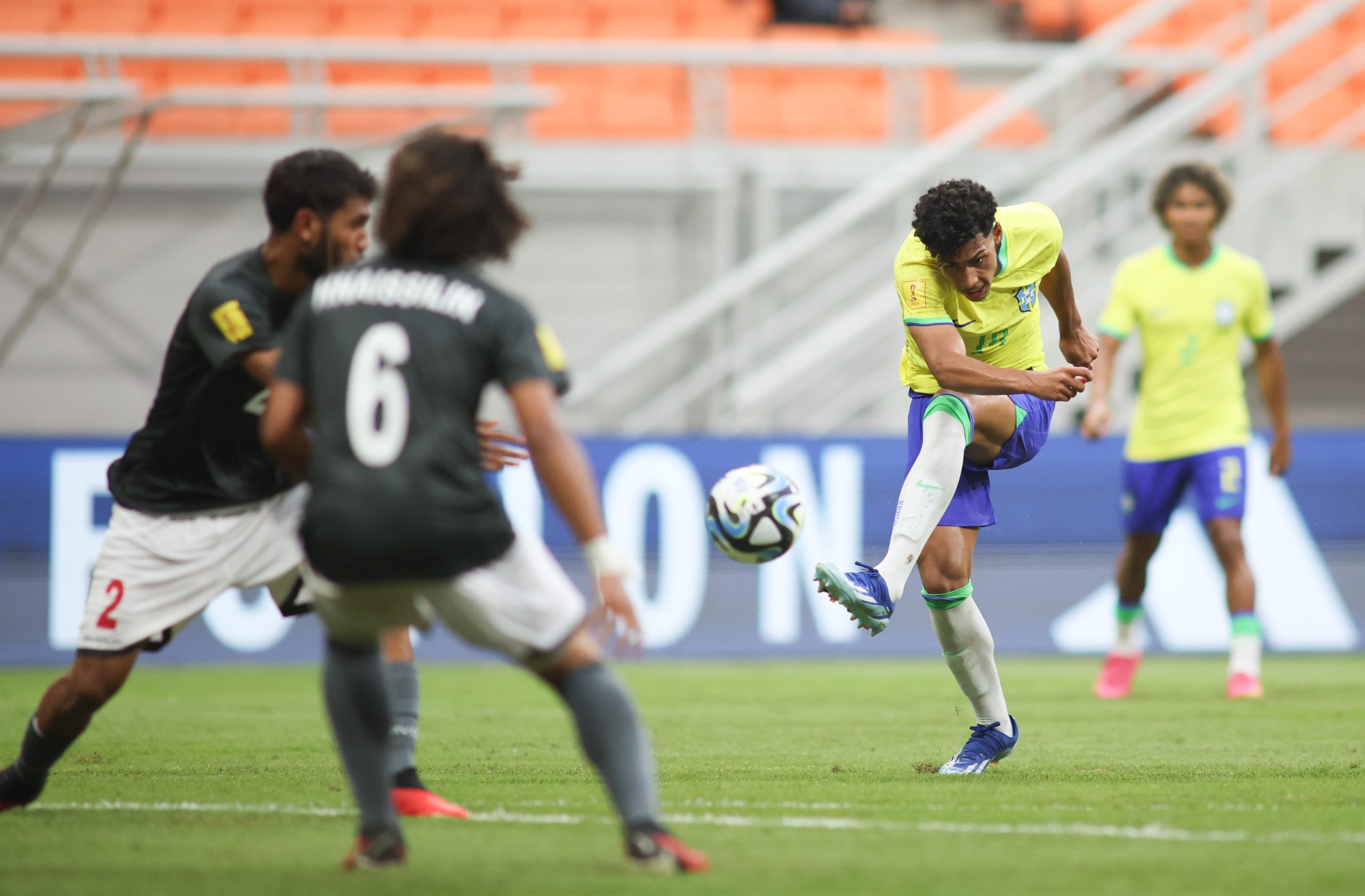 Bry Brazil Vs New Caledonia 14 Nov 28