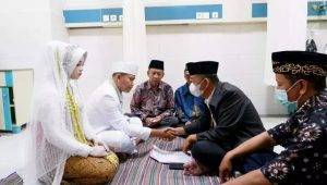 Prosesi Akad Nikah di Bangsal Rumah Sakit Viral