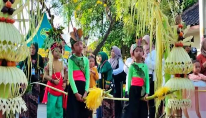 Filosofi Festival Tan Pangantanan Dhe’ Nong Dhe’ Ne’ Nang