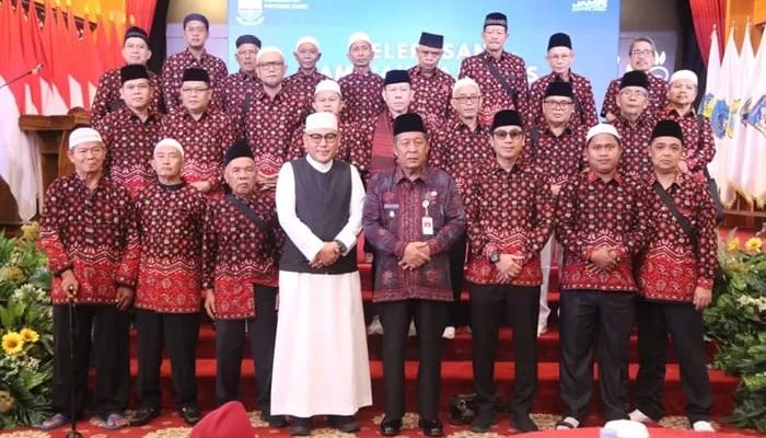 Wagub Lepas 66 Calon Jemaah Haji Plus dari PT. Mumtaz Sabila Mabrur