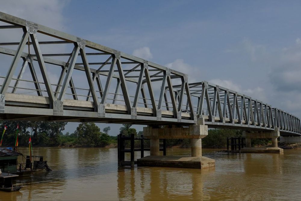 puluhan tahun menunggu pembangunan