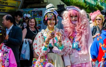 Tokyo ‘Decora’ Penuh Warna, Karakter Lucu dan Banyak Aksesoris