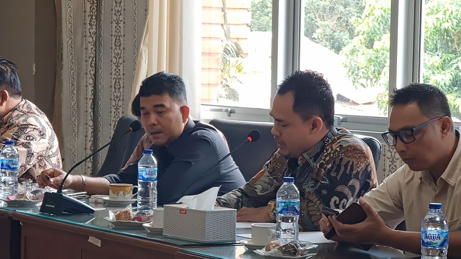 Tindak Lanjuti Aspirasi Nakes Terkait PPPK, DPRD Pasaman Barat Gelar Hearing Bersama Dinas Terkait 14