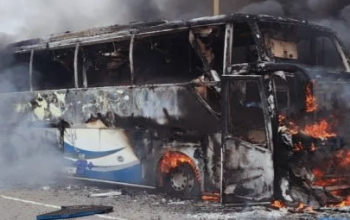 Bus Pariwisata Terbakar di Tol Becakayu, 58 Penumpang Murid TK Dievakuasi Menggunakan Bus Lain