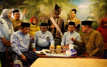 Gubernur Jambi Al Haris Harap Telanai Expo Jambi 2025 Tingkatkan Ekonomi Pelaku UMKM