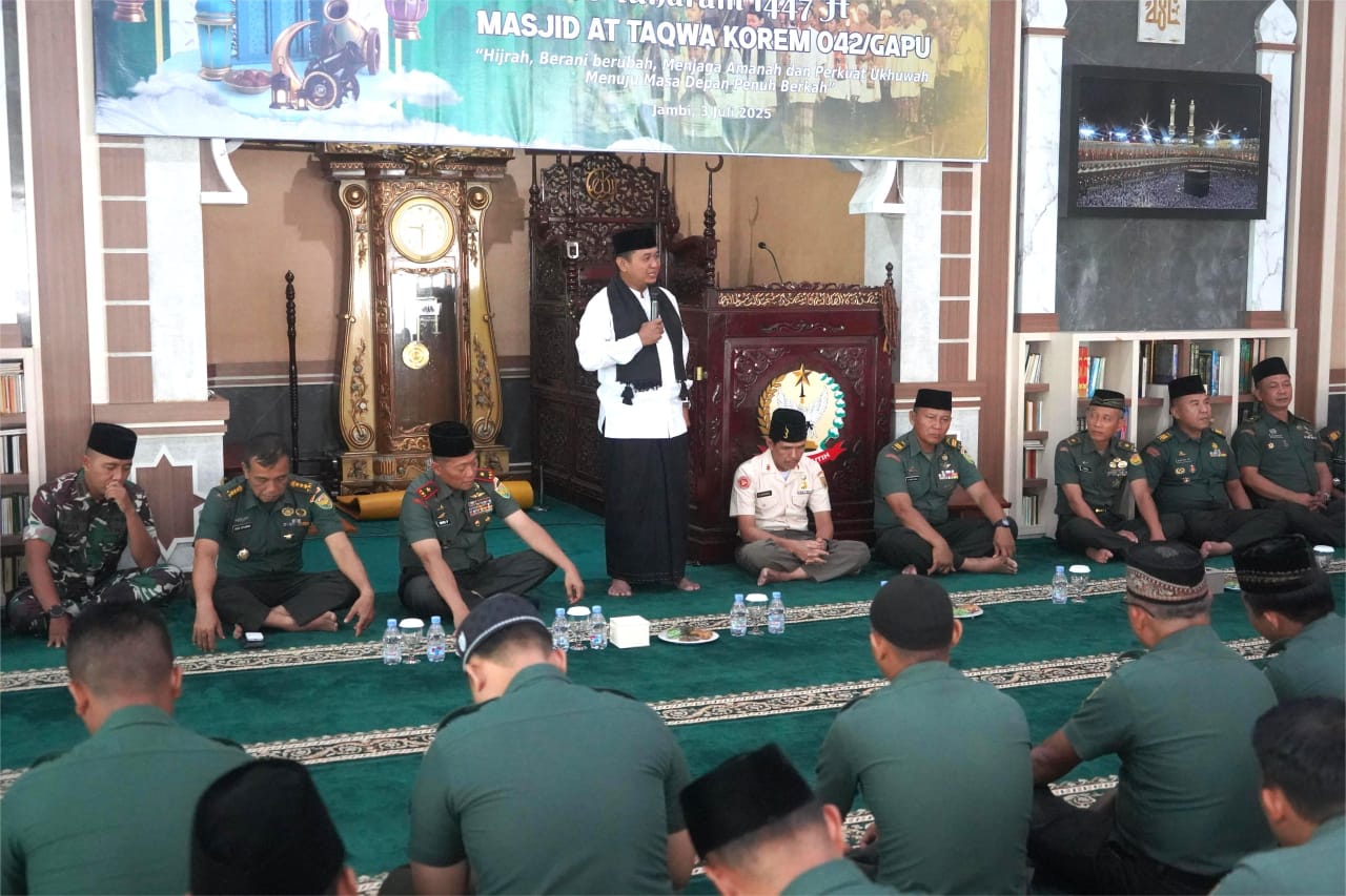 Danrem 042/GAPU Pimpin Peringatan Tahun Baru Islam1447 H/2025 M Bersama Prajurit, PNS dan Persit