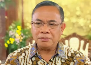 Didemo Warga agar Mundur, Bupati Pati Sudewo Juga Diduga Terseret Kasus Dugaan Suap Proyek Kereta