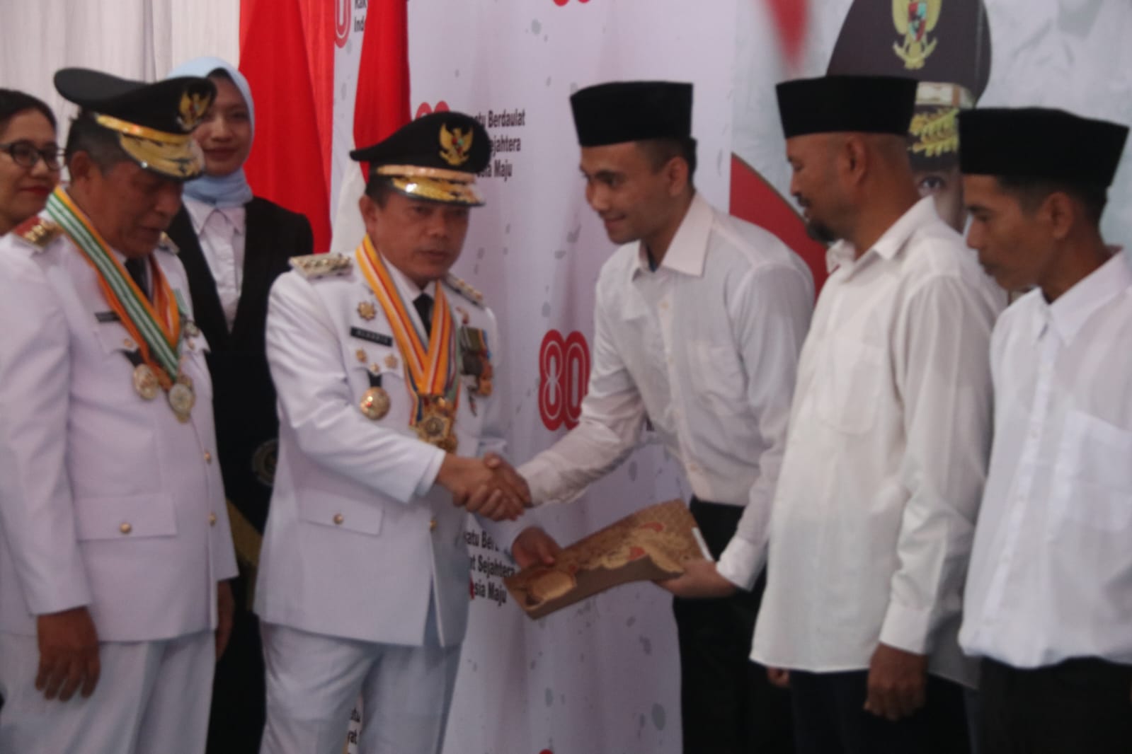 Gubernur Jambi Al Haris Serahkan Remisi Umum dan Dasawarsa Bagi Narapidana dan Anak Binaan