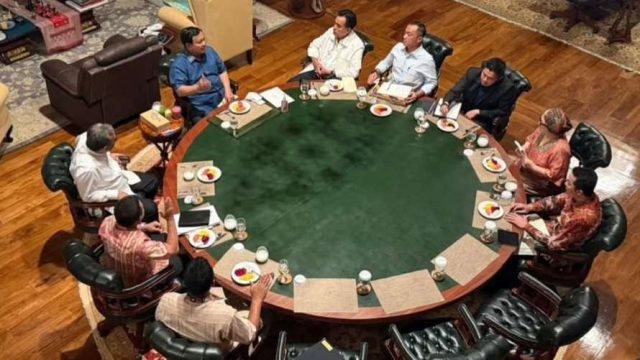 Presiden Prabowo Gelar Pertemuan Sejumlah Menteri dan Ketua MPR di Hambalang