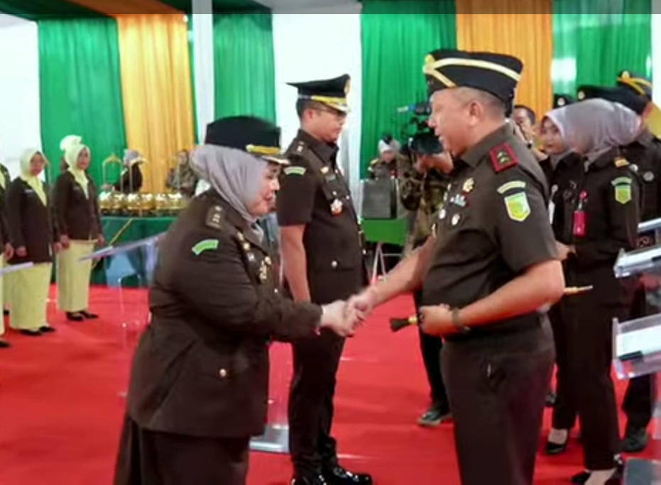 Kejati Sumsel Lantik Pejabat Eselon II dan III