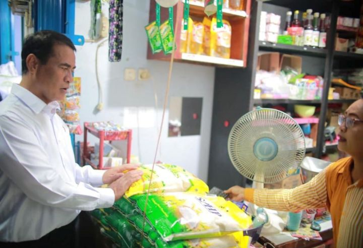 Punya Cadangan 3,7 Juta Ton, Mentan: RI Tidak Impor Beras