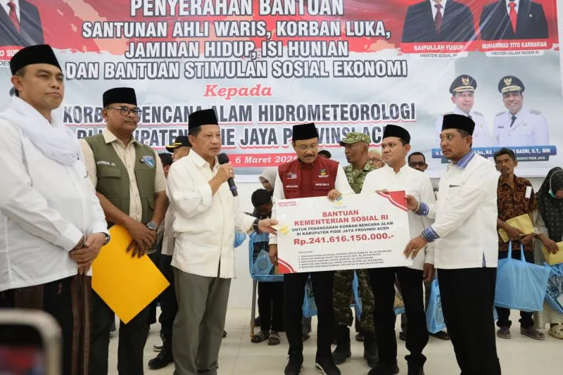 Pemerintah Salurkan Bantuan Sosial Rp878 Miliar untuk Korban Bencana Sumatra