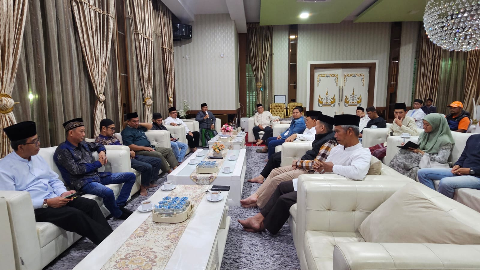 Pemkot dan DPRD Kota Jambi Sepakati Pembentukan Tim Terpadu untuk Selesaikan Polemik Zona Merah