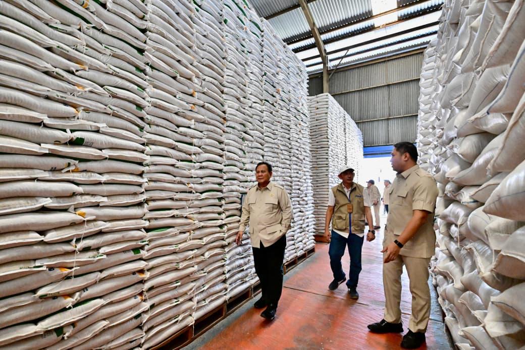 Presiden Tinjau Stok Beras, Tekankan Kualitas dan Distribusi