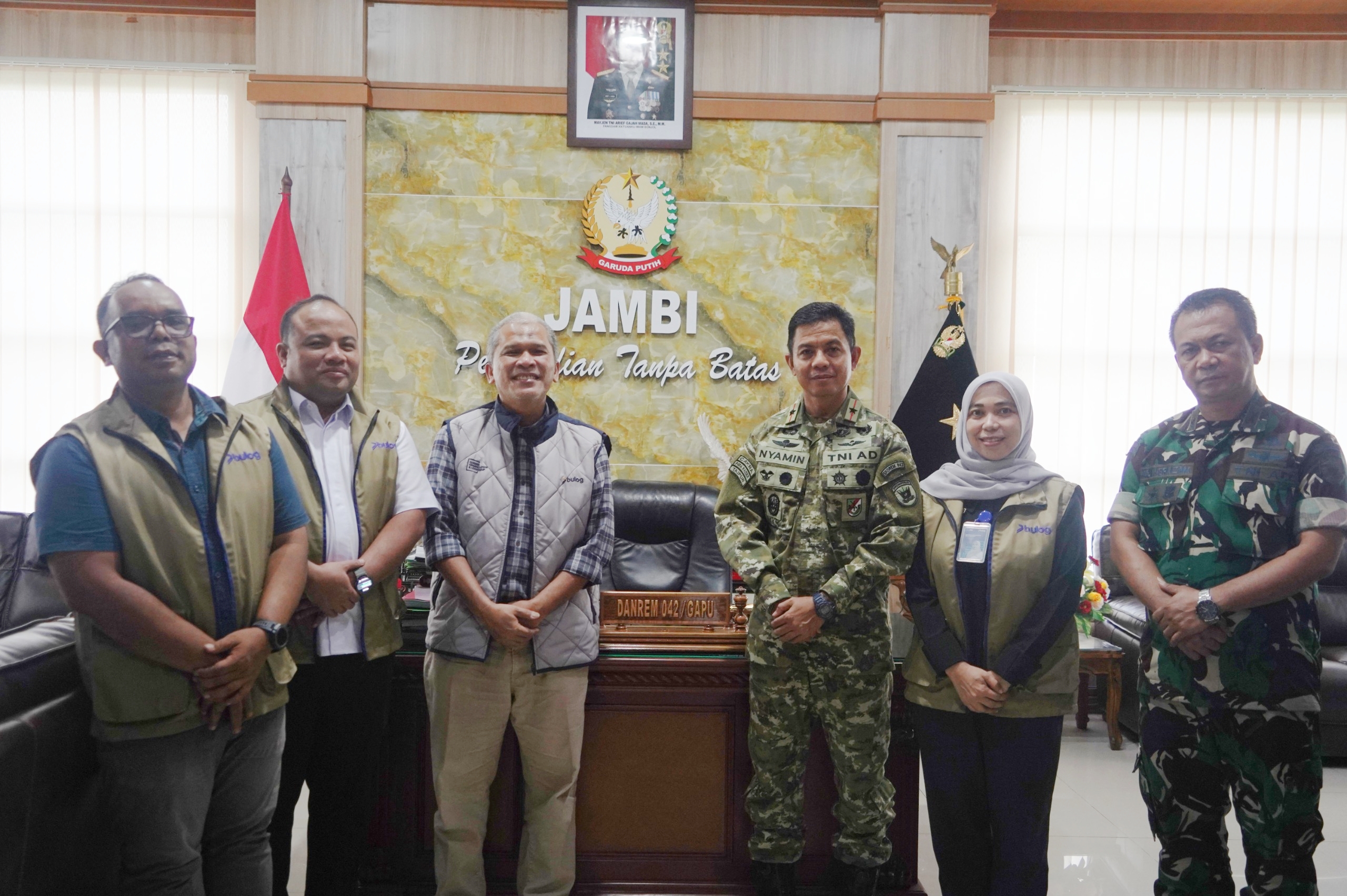 Danrem 042/Gapu Terima Audiensi Pimpinan Wilayah Perum Bulog Kanwil Jambi, Perkuat Sinergi Ketahanan Pangan