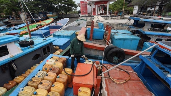 Pemerintah Tetapkan Harga Khusus BBM Nelayan