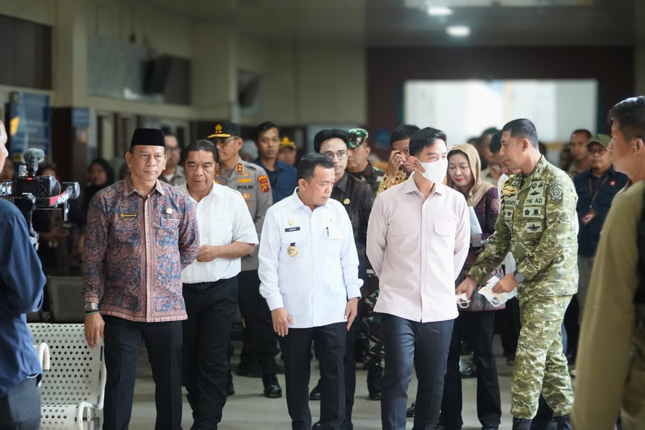 Dampingi Wapres Gibran, Gubernur Al Haris Perjuangkan MRI Baru dan Tambahan Dokter Spesialis untuk RSUD Raden Mattaher