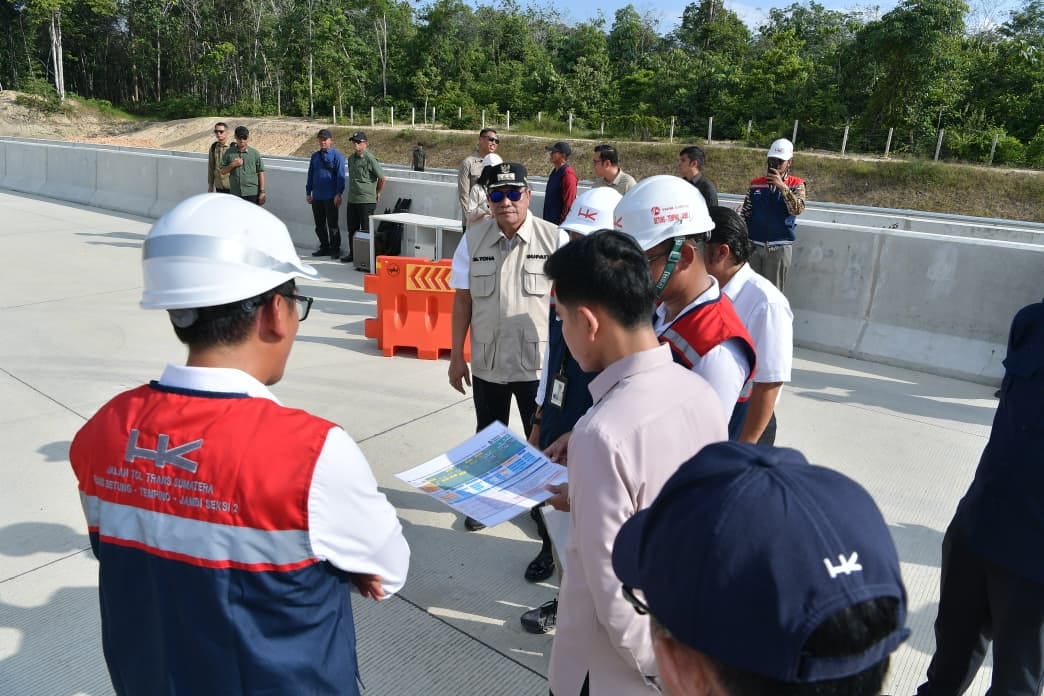 Wapres Gibran Tinjau Tol Betung-Jambi, Waktu Tempuh Dipangkas Jadi 2 Jam