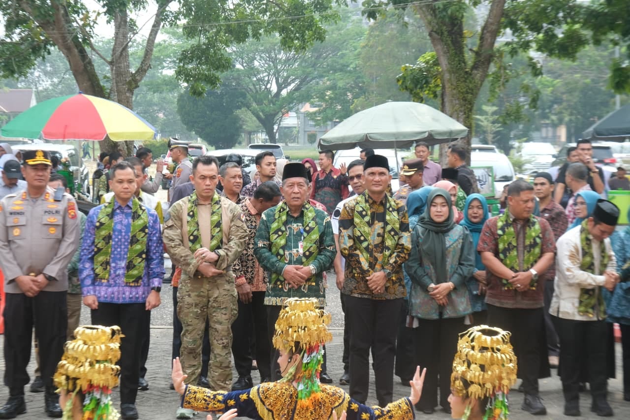 Wakil Gubernur Jambi: Bentengi Generasi Jambi dari IRET, TCC, dan Perundungan Mulai dari Sekolah