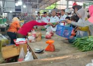 HUT Ke-1 PRI: DPD Partai Rakyat Indonesia Jambi Gelar Aksi Sosial Berbagi Sembako Hingga ke Pasar Tradisional