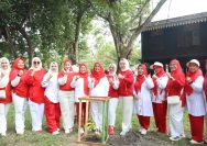 Semarak HUT ke-81 RI, DWP Provinsi Jambi Gelar Senam Bersama dan Gerakan Peduli Lingkungan