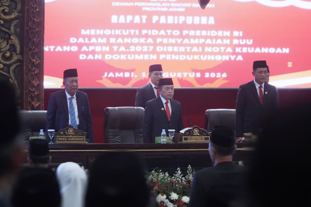 Gubernur Al Haris Bersama Forkopimda Jambi Ikuti Pidato Presiden RI dan Ketua DPR RI di Ruang Utama DPRD Provinsi