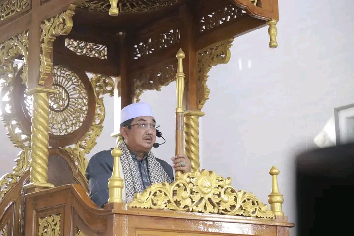 Bupati Anwar Sadat Safari Jumat di Masjid Nurul Ikhlas, Serahkan Berbagai Bantuan untuk Masyarakat Dusun Mudo