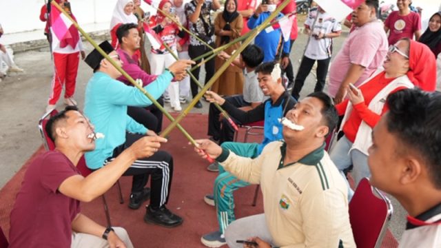 Pegawai hingga Pejabat Ikut Berebut Kursi, Begini Keseruan HUT RI di DPRD Muaro Jambi