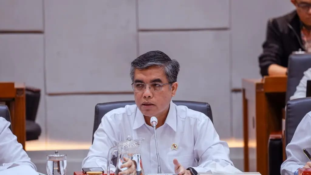 Upah Minimum 2027 Belum Ditetapkan, Menaker Tunggu Payung Hukum Baru