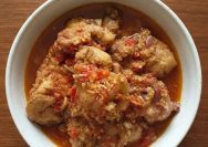 Resep Ayam Kukus Sambal Pecak Betawi, Pedas Segar Tanpa Banyak Minyak
