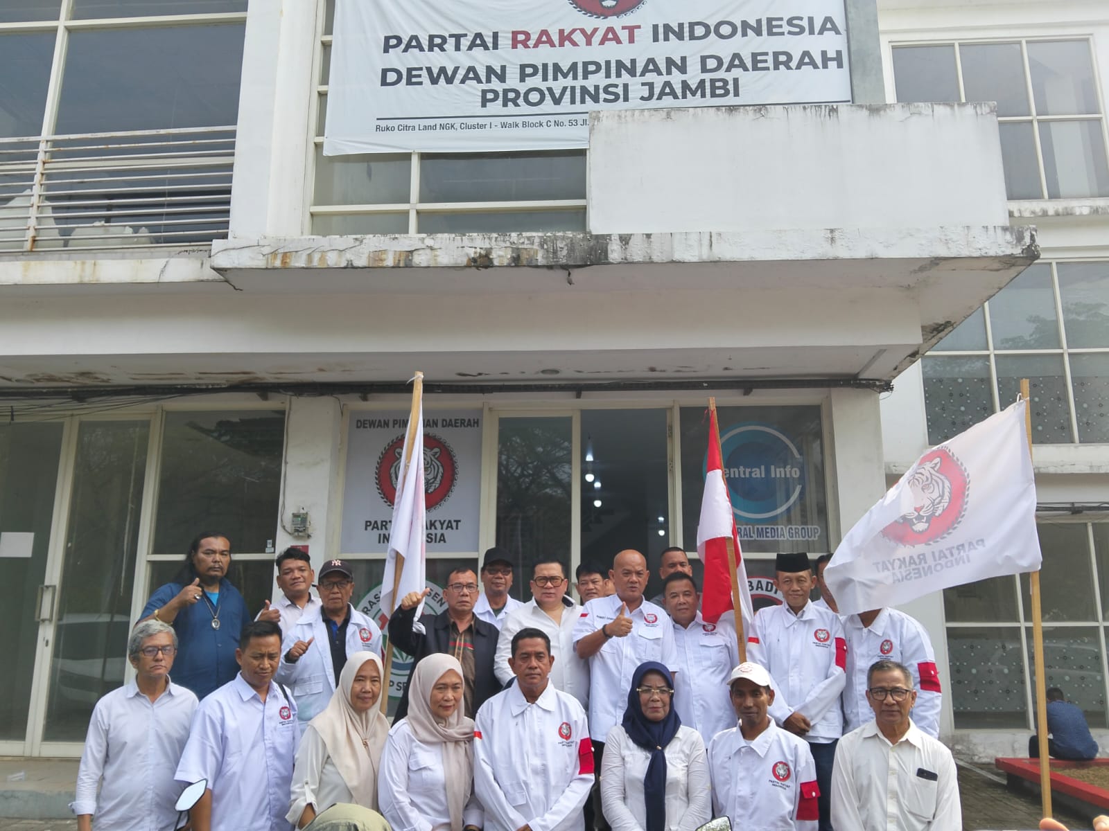 Sambangi Jambi, Ketua OK DPP PRI Tekankan Soliditas dan Bakar Semangat Kader Demi Amankan 1 Kursi Senayan
