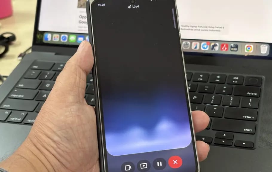 Gemini Live vs ChatGPT Voice: Perbedaan Fitur dan Pengalaman Berbicara dengan AI