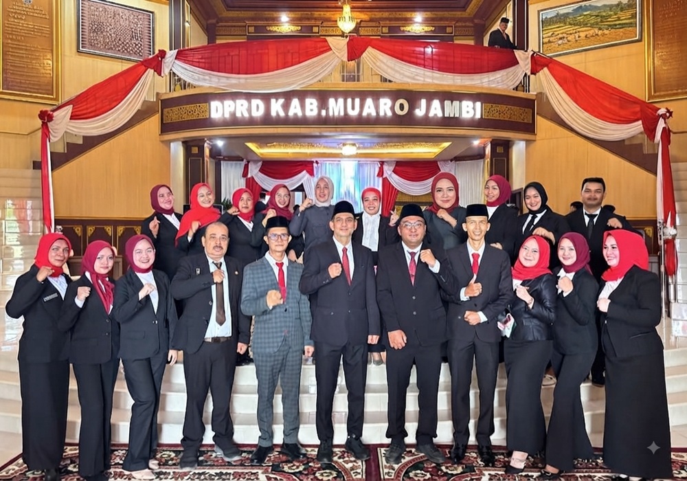 Bukan Sekadar Ucapan HUT RI, Sekwan Muaro Jambi Sampaikan Pesan Ini di Tengah Paripurna Kenegaraan