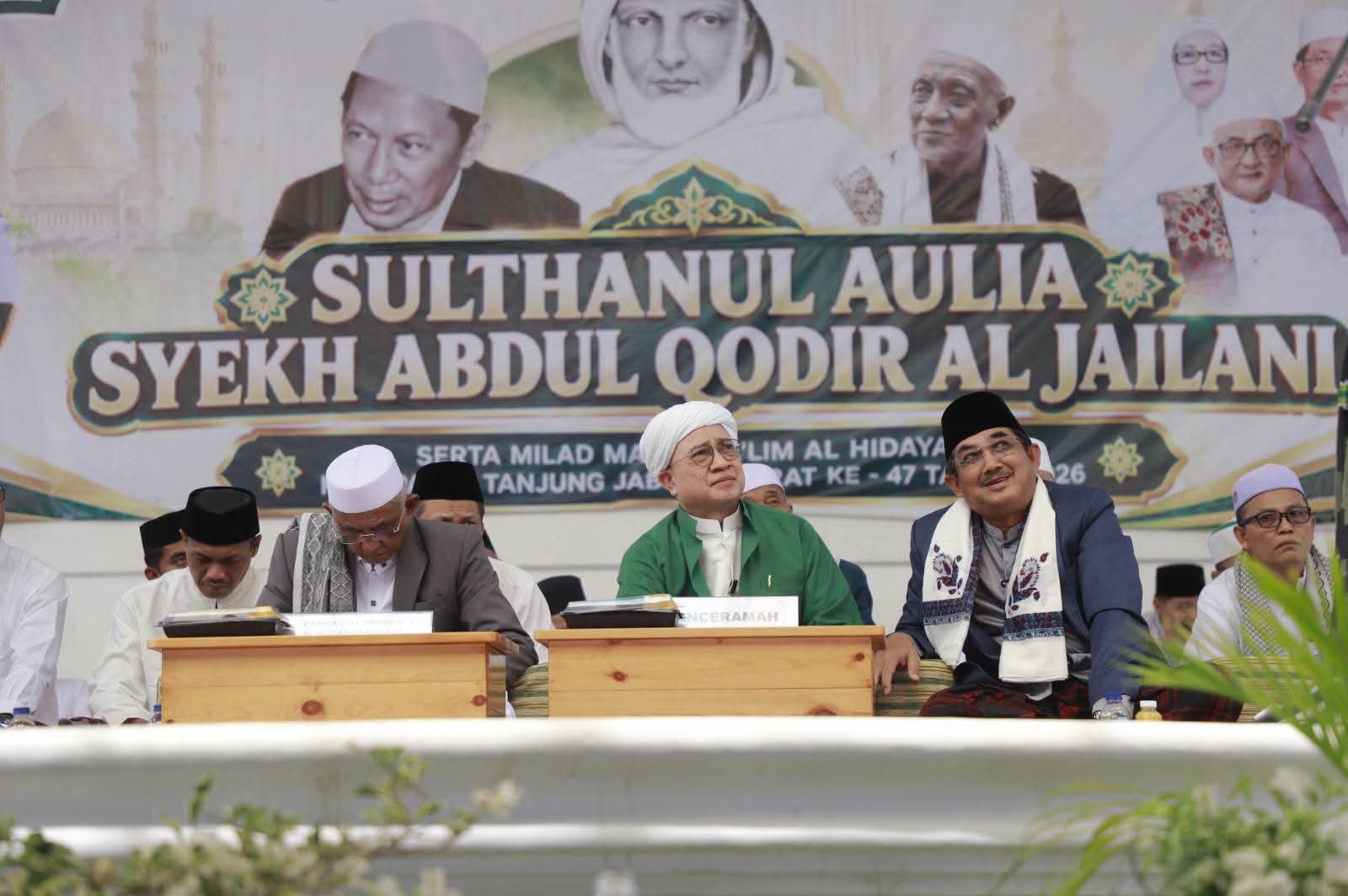 Hadiri Haul Akbar Syekh Abdul Qadir Al-Jailani, Bupati Anwar Sadat Ajak Generasi Muda Perkuat Ilmu dan Akhlak