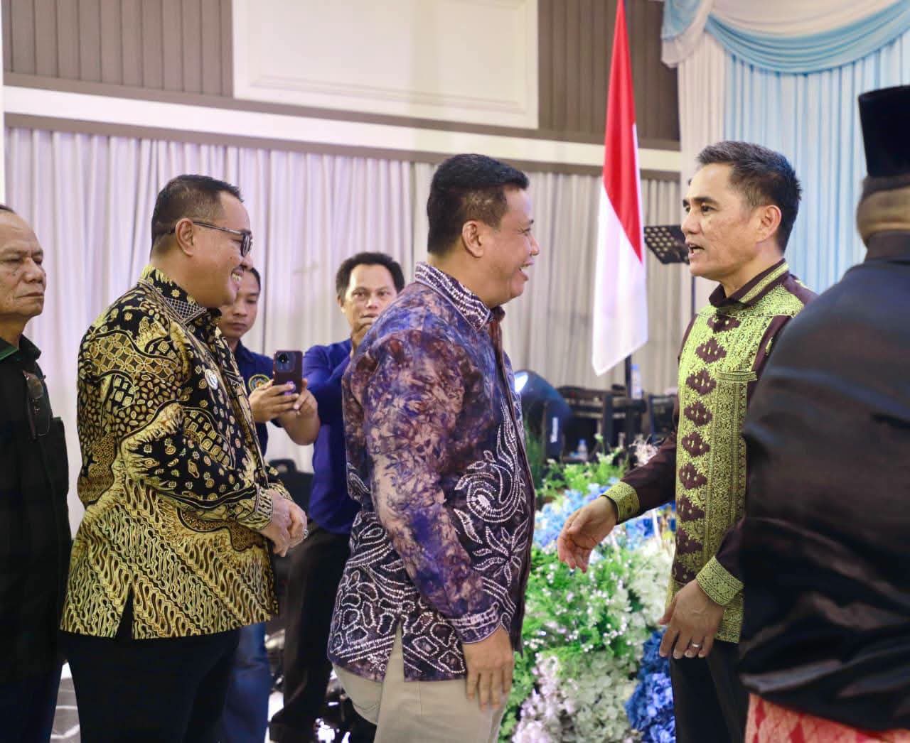 Wabup Tanjab Barat Hadiri Acara Kenal Pamit Kapolda Jambi di Gedung Siginjai