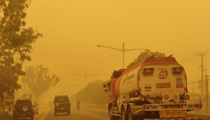 Kemenkes Ingatkan Bahaya Asap Karhutla, Waspadai Gangguan Pernapasan hingga Iritasi Kulit