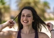 Mencukur, Waxing, atau Laser? Ini Perbedaan Cara Menghilangkan Rambut Ketiak