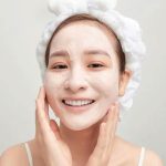 Clay Mask Stick, Masker Wajah Praktis untuk Membersihkan Komedo dan Merawat Kulit Berjerawat