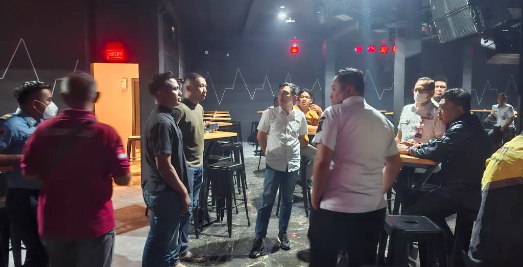 Komisi I DPRD Kota Jambi Minta Andrew’s Party Mart Tunda Operasional, Izin Harus Lengkap
