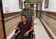 Di Tengah Kesibukan, Ketua DPRD Kota Jambi Jemput Rekan Kerja Pulang dari Rumah Sakit untuk Kembali Mengabdi